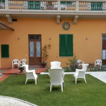 Lovely By Il Mosaico Apartment *